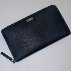 Kate Spade Large Black Traveler Wallet Organizer Saffiano
